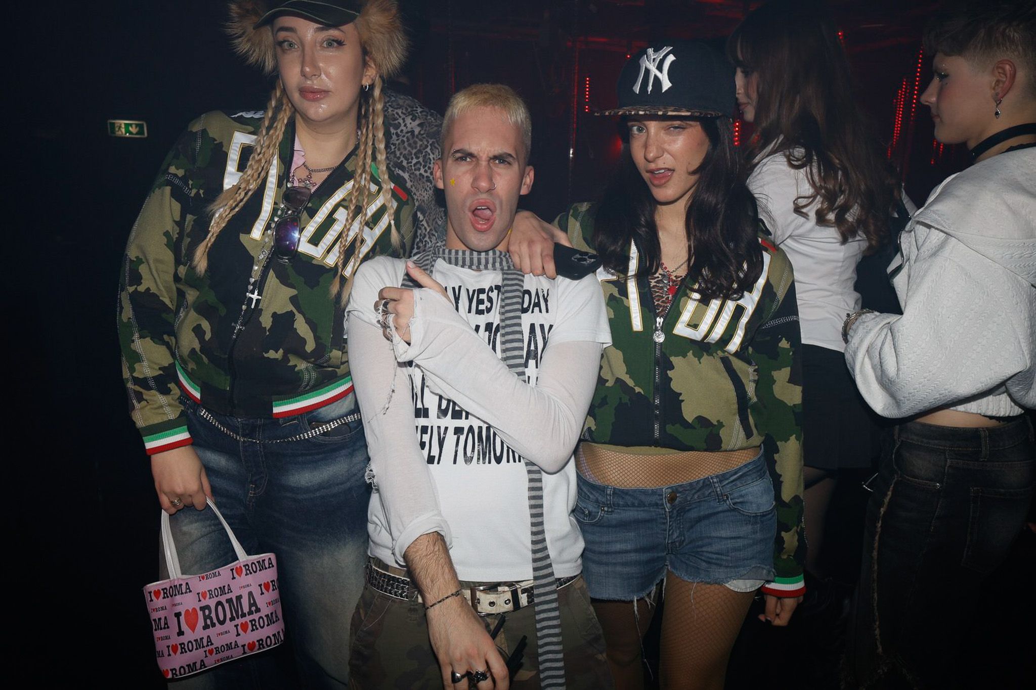 PAP MAGAZINE x VIPERRR — MFW AW25 애프터파티의 뜨거운 순간들 — Look 58